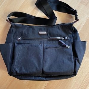 Baggallini Anywhere large hobo crossbody - cheetah